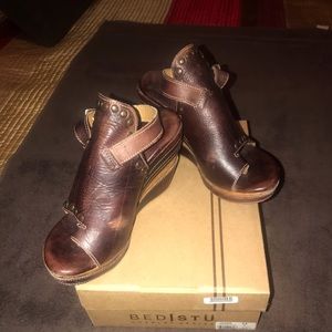 Bed Stu Joann Teak Driftwood platform shoes.